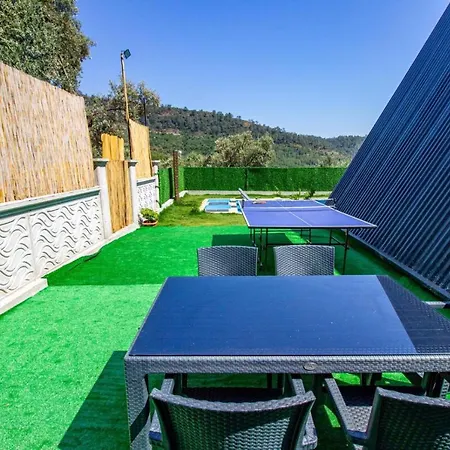 빌라 Doga Villa 페티예